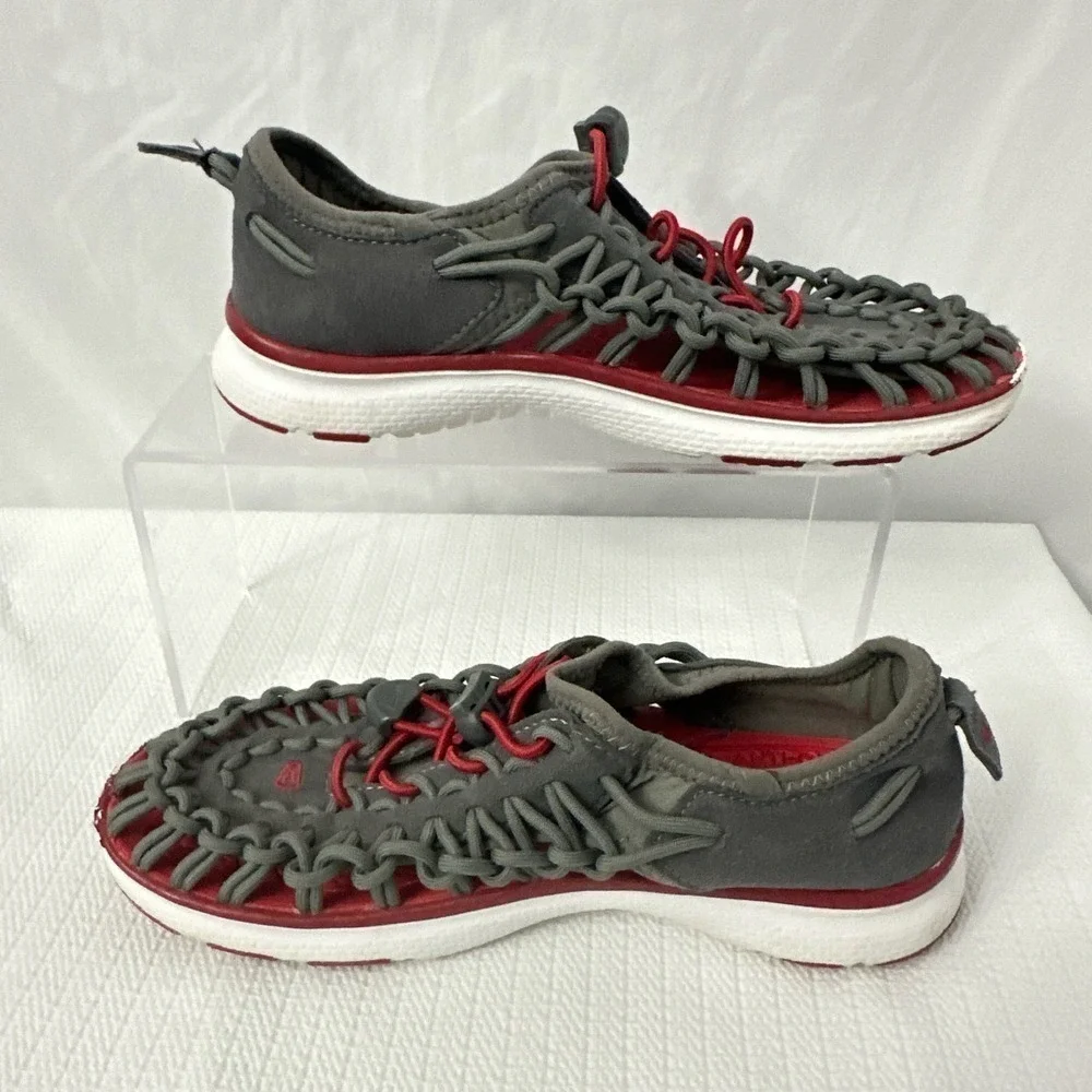 Keen Uneek Sandals Youth Boys Size 3 Gray Red Hiking Trail